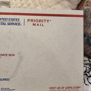 Extra shipping label